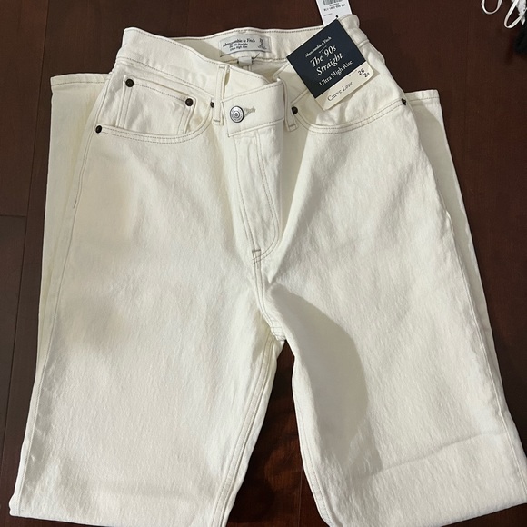 Abercrombie & Fitch *Cross Waist* Curve Love 90s Straight Ultra High Rise - Picture 1 of 2